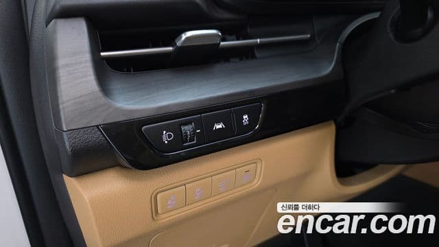 Kia Carnival 2023 — Фото 13/20