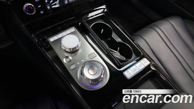 Genesis Electrified G80 2024 — Şəkil 9/20
