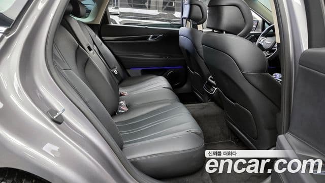 Genesis Electrified G80 2024 — Şəkil 12/20