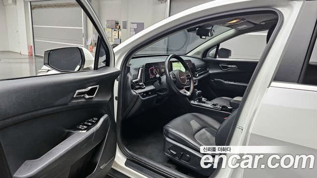 Kia Sportage 2024 — ფოტო 10/20