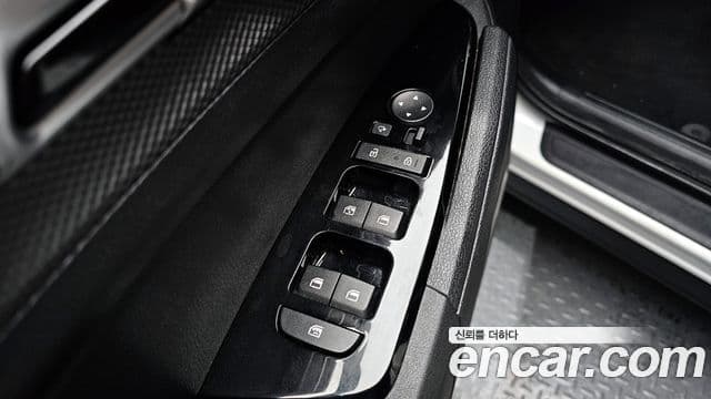 Kia Sportage 2024 — ფოტო 14/20
