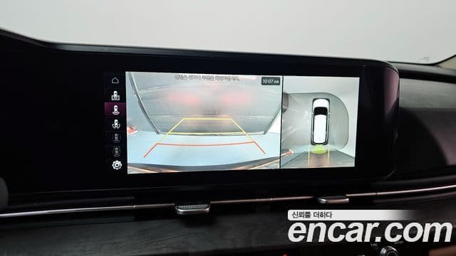 Kia Carnival 2023 — ფოტო 15/20