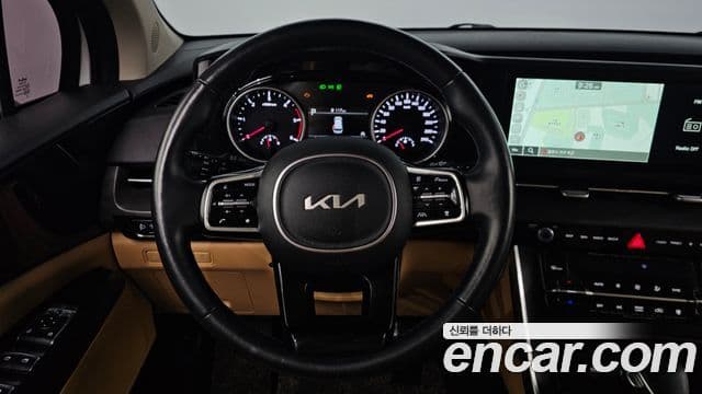 Kia Carnival 2021 — Фото 13/20