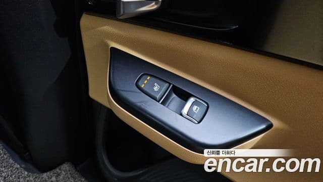 Kia Carnival 2021 — Фото 19/20