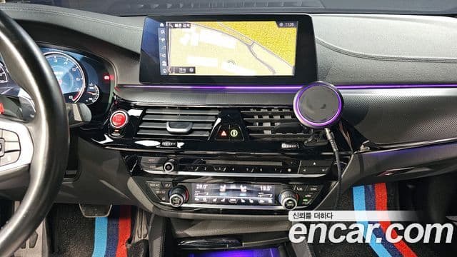 BMW M5 2018 — Photo 17/20