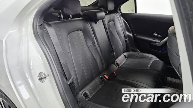 Mercedes-Benz A-Class 2021 — Фото 13/20
