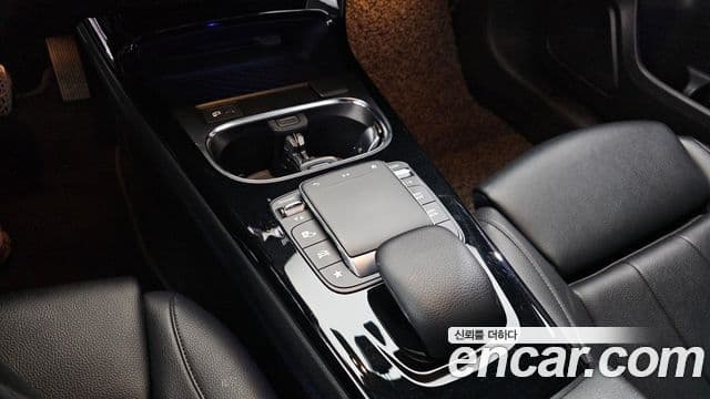 Mercedes-Benz A-Class 2021 — Фото 19/20