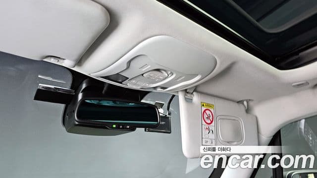 Jeep Renegade 2021 — Фото 20/20