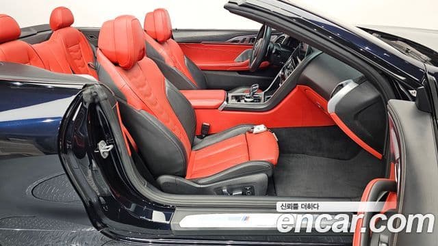 BMW 8 Series 2019 — Şəkil 10/20