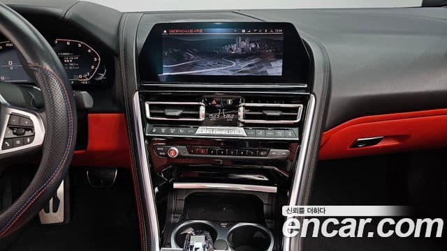 BMW 8 Series 2019 — Şəkil 15/20