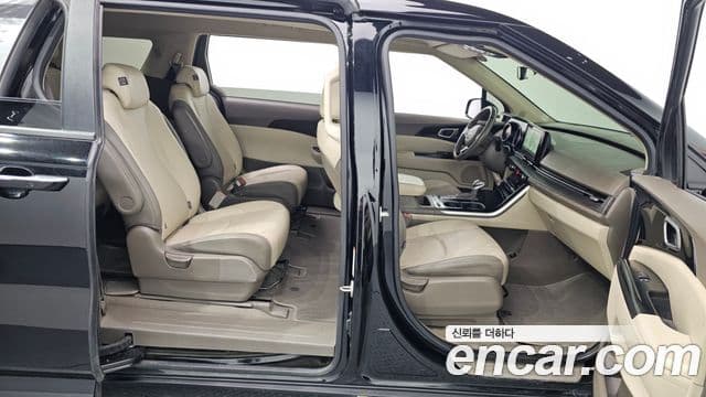 Kia Carnival 2023 — Şəkil 11/20
