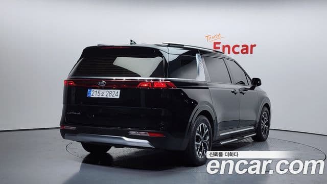 Kia Carnival 2020 — ფოტო 4/20