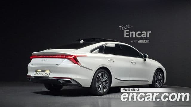 Kia K8 2021 — ფოტო 2/20