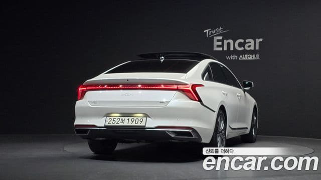 Kia K8 2021 — ფოტო 4/20
