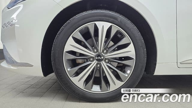 Kia K8 2021 — ფოტო 5/20