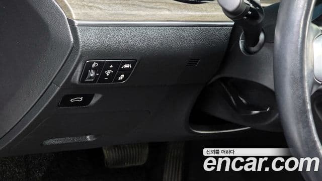 Kia K5 2021 — ფოტო 13/20