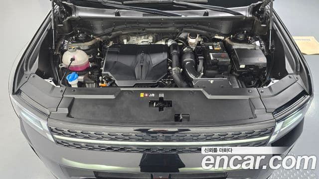 Hyundai Santa Fe 2023 — ფოტო 6/20