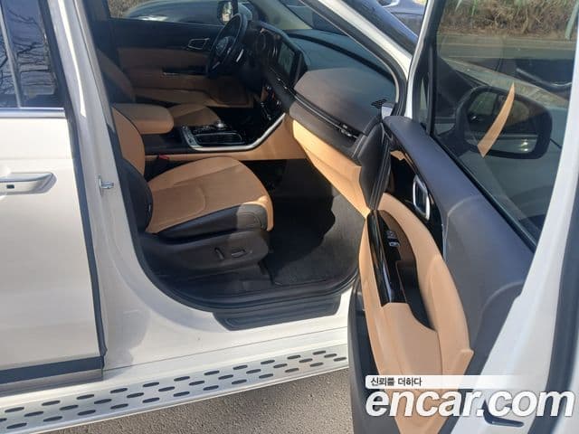 Kia Carnival 2021 — Şəkil 10/20