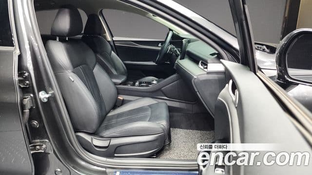 Kia K5 2023 — ფოტო 11/20