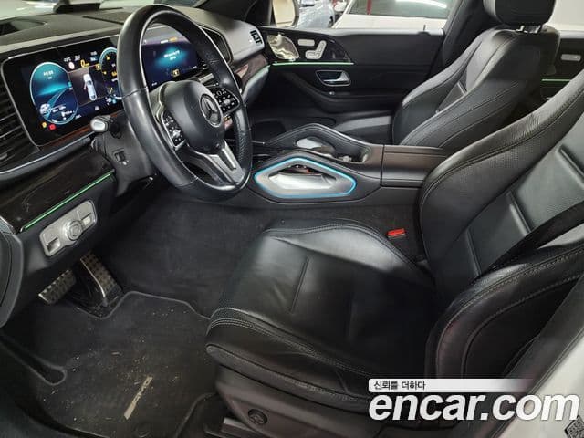 Mercedes-Benz GLE-Class 2022 — Photo 16/20