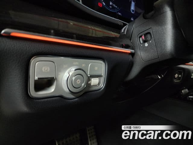 Mercedes-Benz GLE-Class 2022 — Photo 9/20