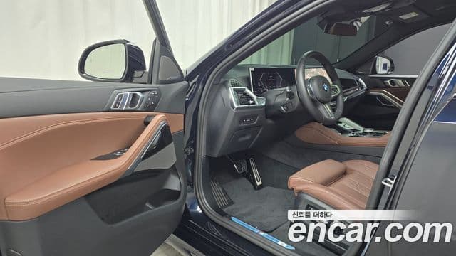 BMW X6 2025 — Фото 10/20