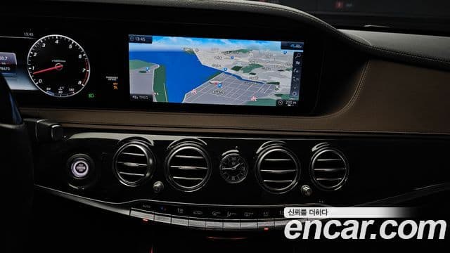 Mercedes-Benz S-Class 2020 — ფოტო 14/20