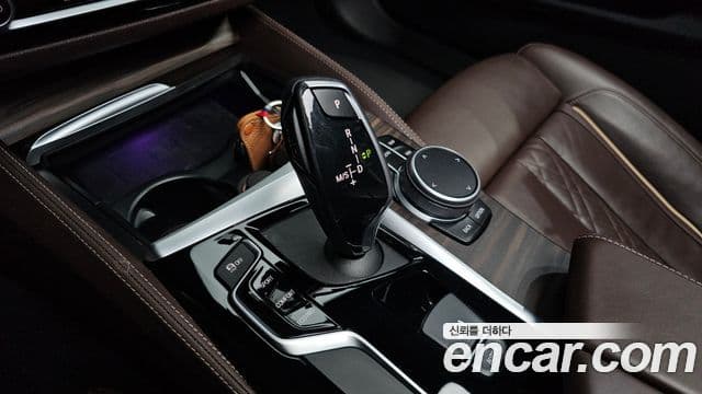 BMW 5 Series 2020 — Фото 9/20