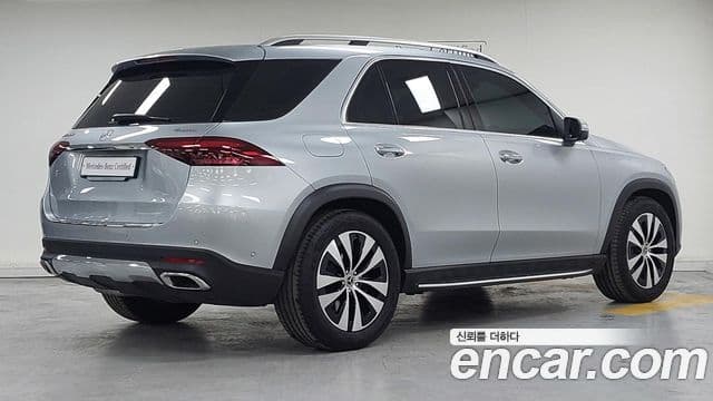 Mercedes-Benz GLE-Class 2025 — Şəkil 10/20