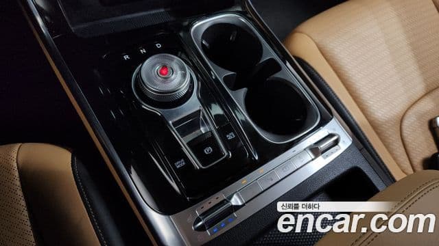 Kia Carnival 2021 — Фото 9/20