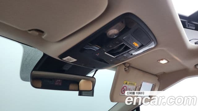 Kia Carnival 2021 — Фото 17/20