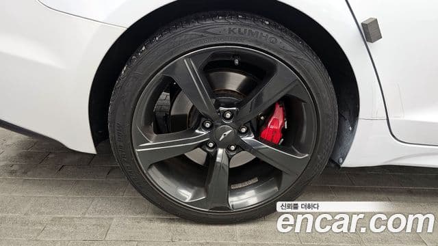 Genesis G70 2019 — ფოტო 2/20