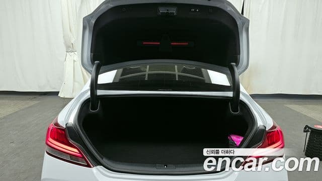 Genesis G70 2019 — ფოტო 13/20