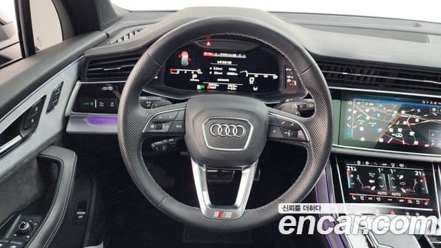 Audi Q7 2022 — Şəkil 12/20