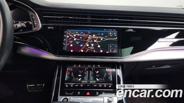 Audi Q7 2022 — Şəkil 14/20