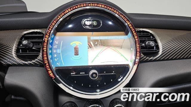 Mini Cooper S Convertible 2023 — ფოტო 16/20