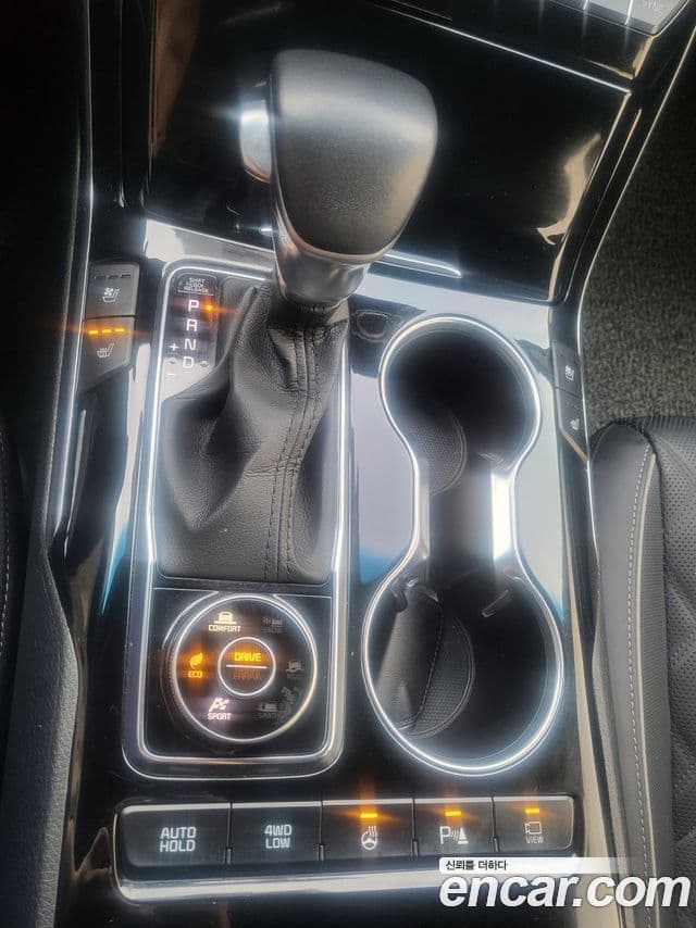 Kia Mohave The Master 2022 — ფოტო 14/19