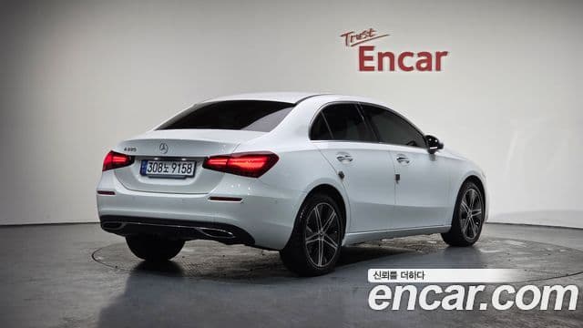 Mercedes-Benz A-Class 2024 — Şəkil 2/20