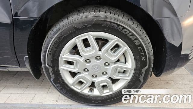 Hyundai Staria 2023 — Фото 5/20
