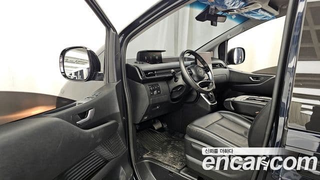 Hyundai Staria 2023 — Фото 10/20