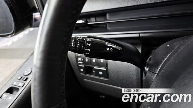 Hyundai Staria 2023 — Фото 15/20