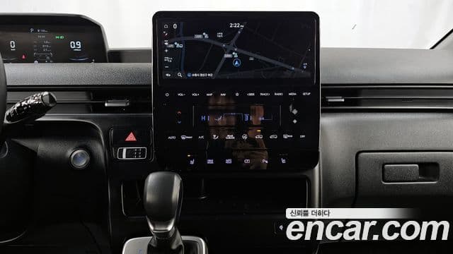 Hyundai Staria 2023 — Фото 16/20