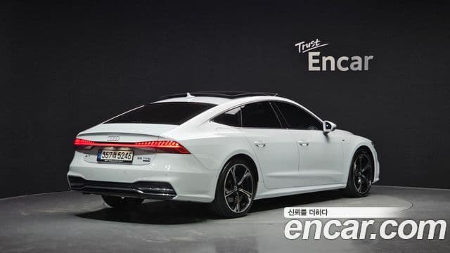 Audi A7 2020 — ფოტო 2/20
