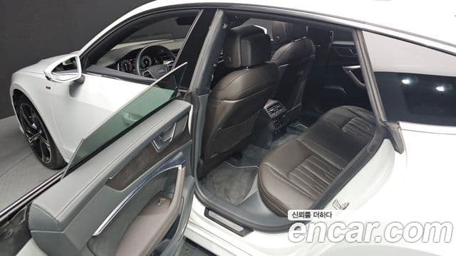 Audi A7 2020 — ფოტო 12/20