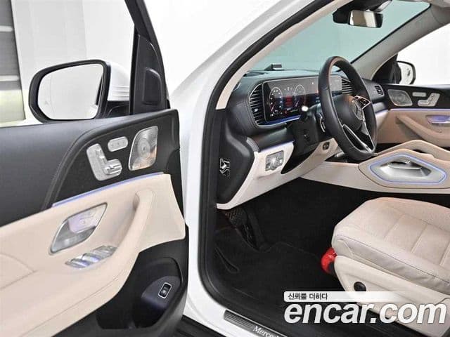 Mercedes-Benz GLE-Class 2025 — фото 20 из 20