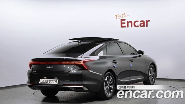 Kia K8 2021 — ფოტო 2/20