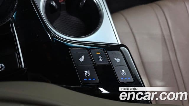 Kia K8 2021 — ფოტო 18/20