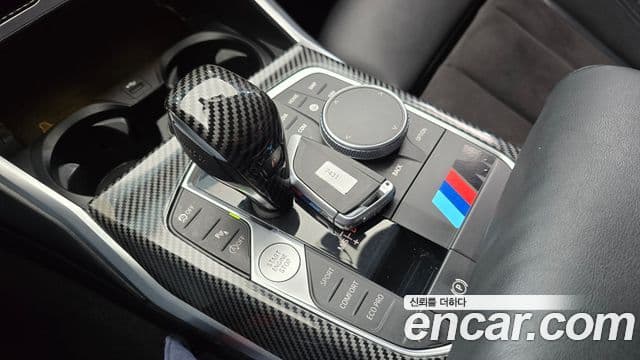 BMW 3 Series 2019 — Photo 2/20