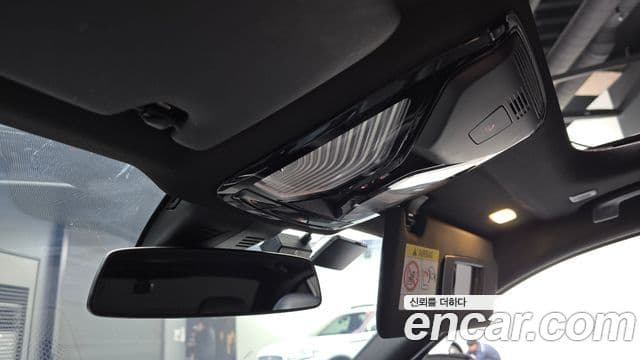 BMW 3 Series 2019 — Photo 11/20