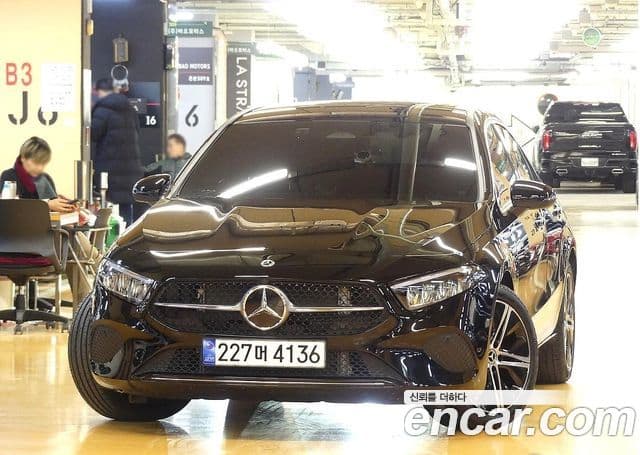 Mercedes-Benz A-Class 2024 — Şəkil 3/20